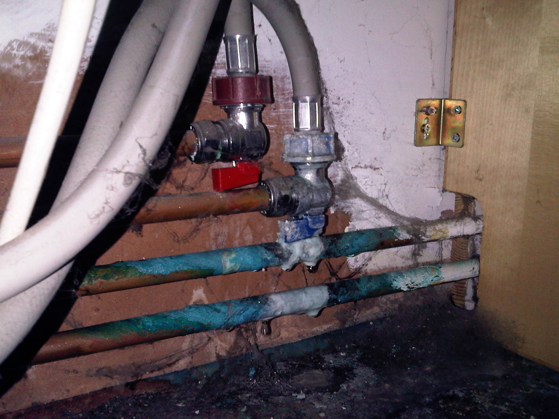 Tips for Preventing Burst Pipes Dehumidifier Rental